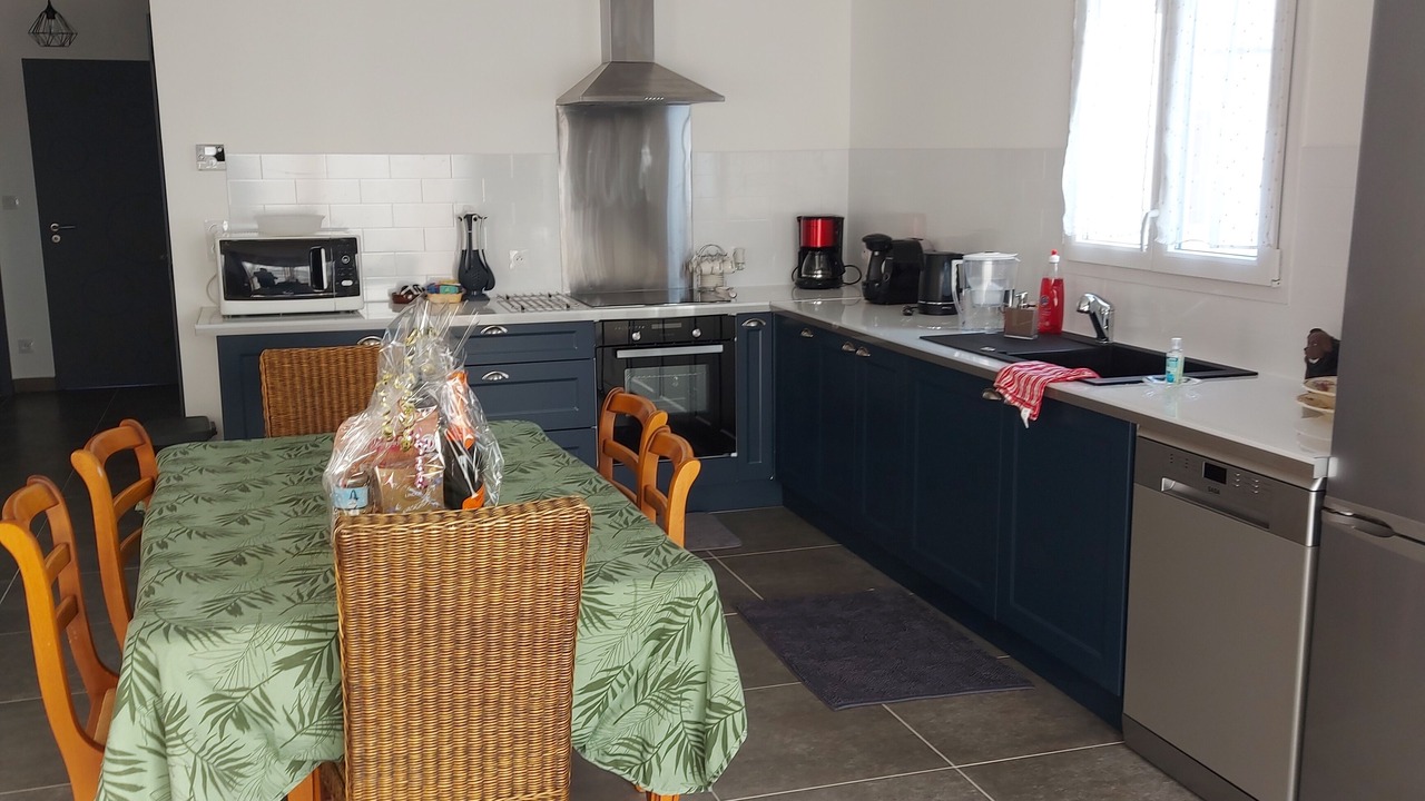 Photo of Kitchen in Port-des-Barques