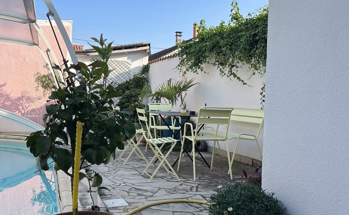 Photo of Outdoor in Begles