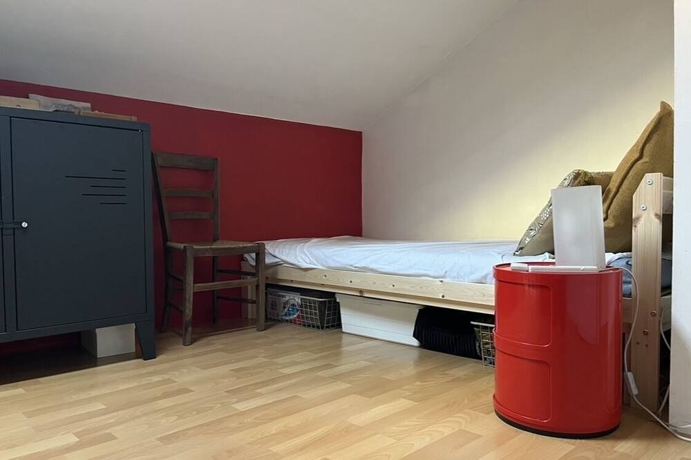 Photo of Bedroom in Begles