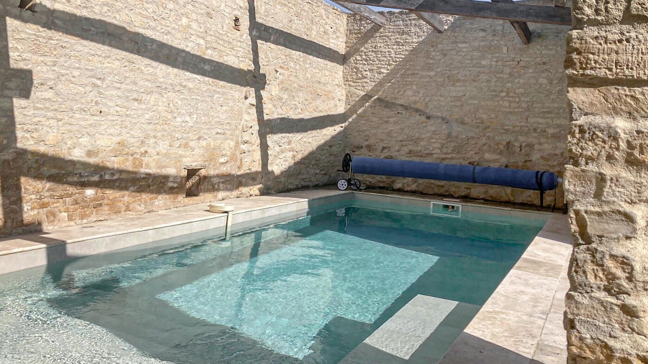 Photo of Outdoor in Raix
