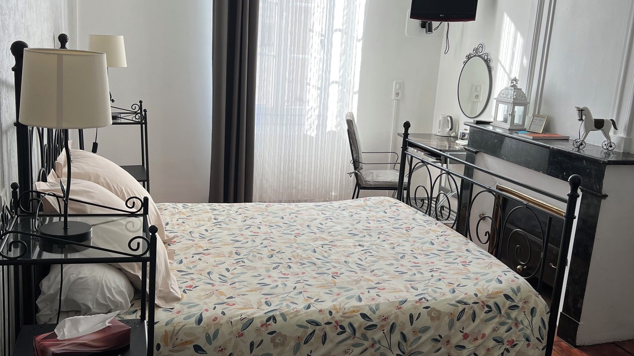 Photo of Bedroom in Lamarque