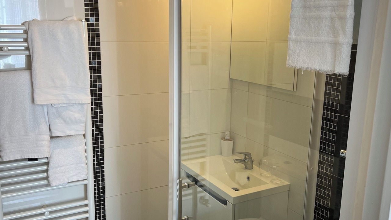 Photo of Bathroom in Lamarque