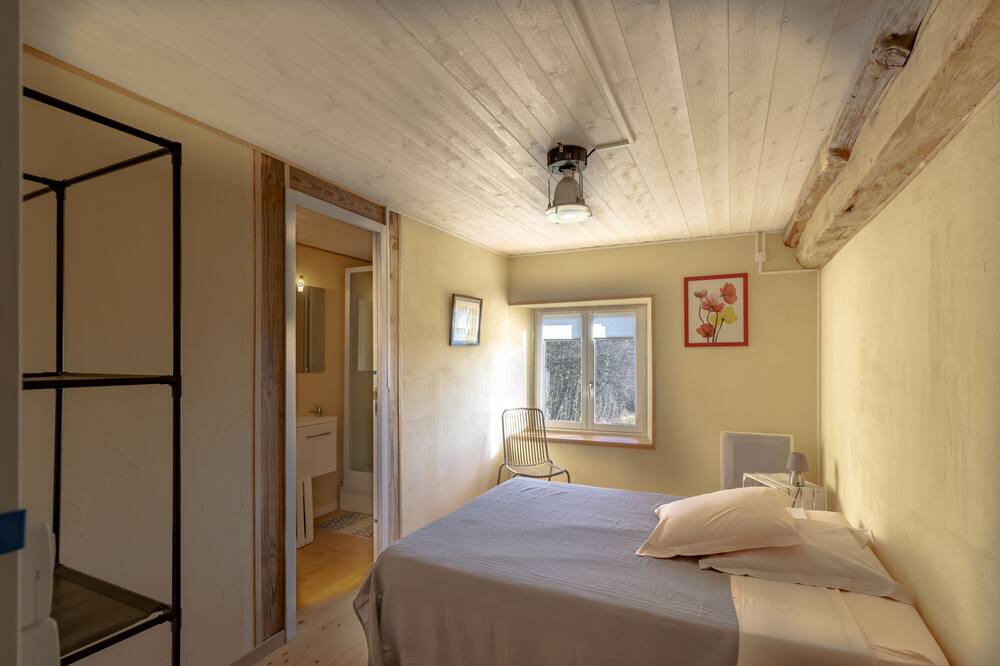 Photo of Bedroom in Savignac-Ledrier