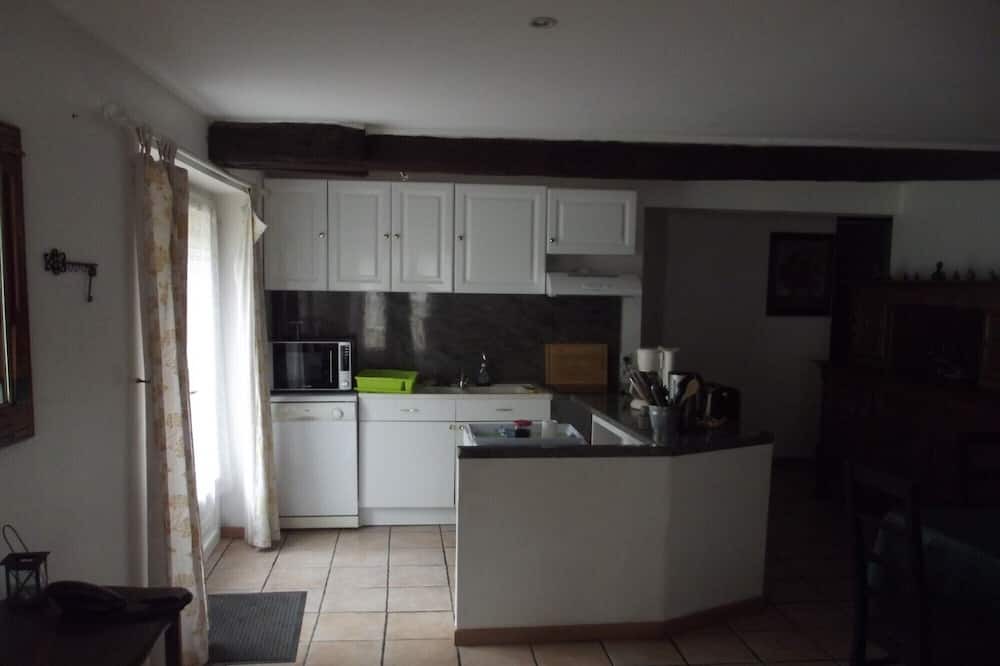 Photo of Kitchen in Vaux-sur-Vienne
