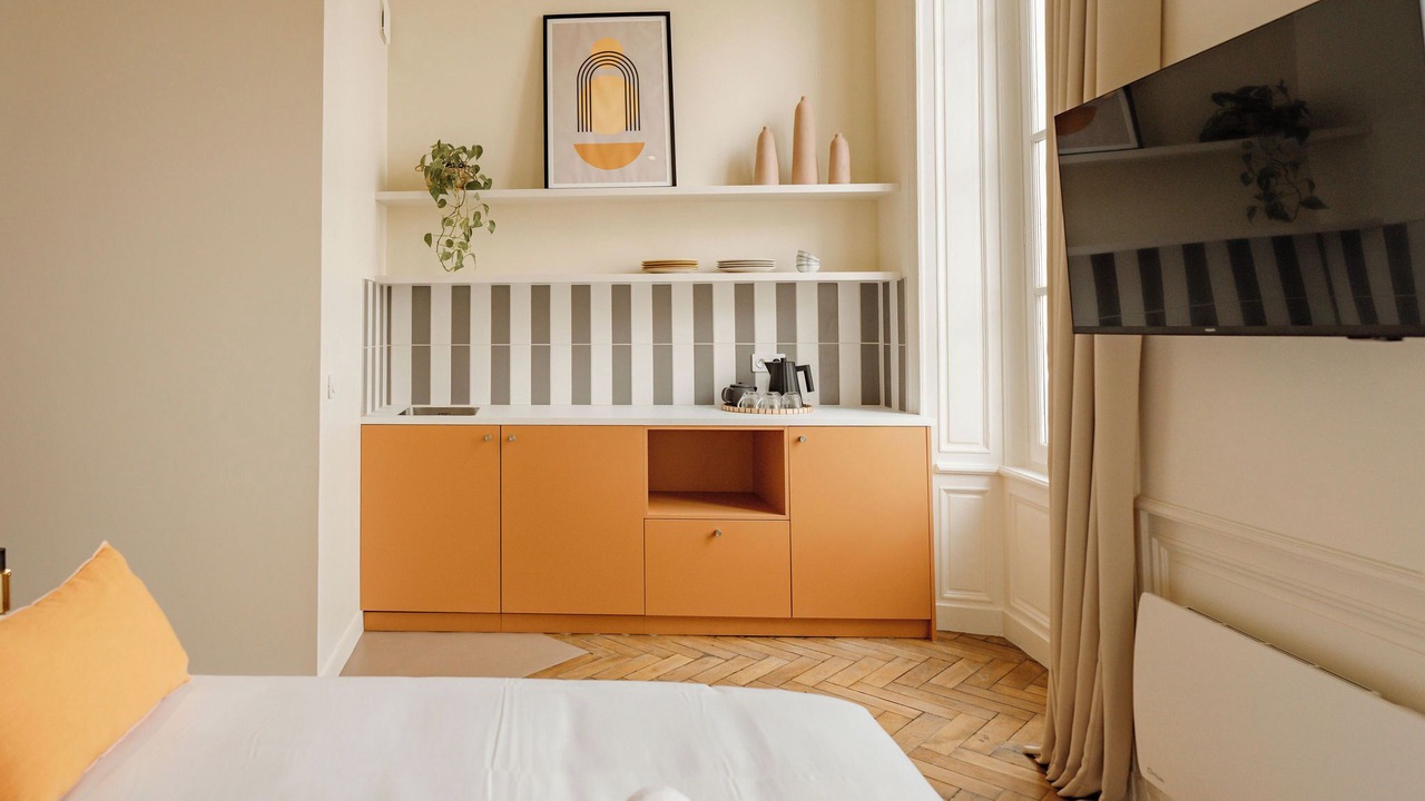 Photo of Bedroom in La Rochelle City Centre