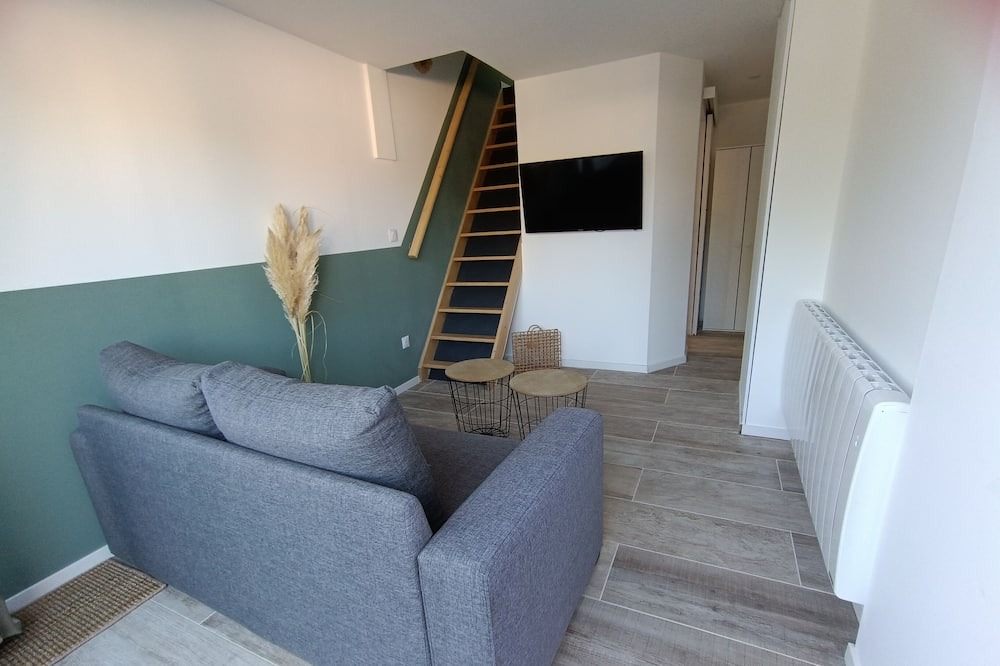 Photo of Livingroom in Merignac