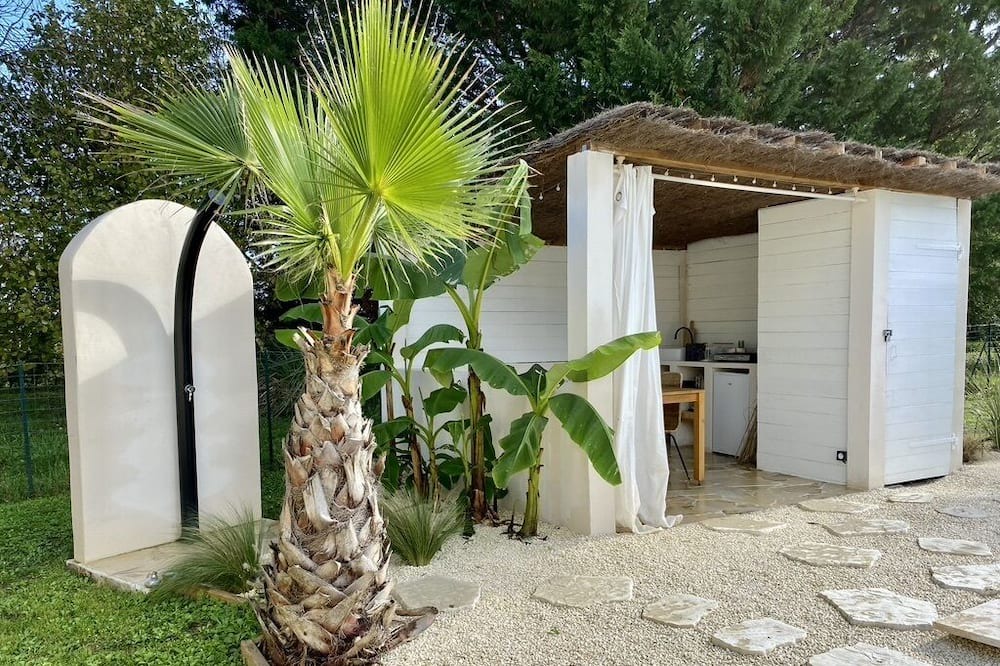 Photo of Outdoor in La Lande-de-Fronsac