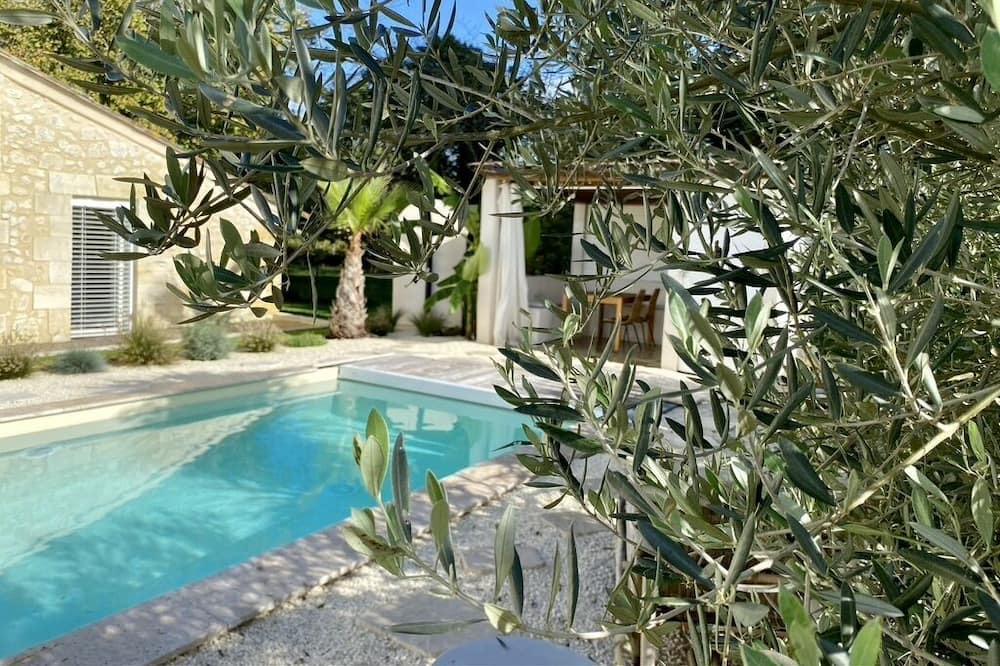 Photo of Outdoor in La Lande-de-Fronsac