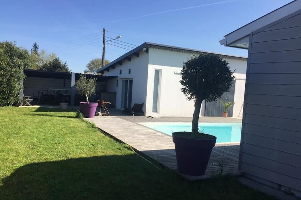 Photo of Outdoor in Ludon-Medoc