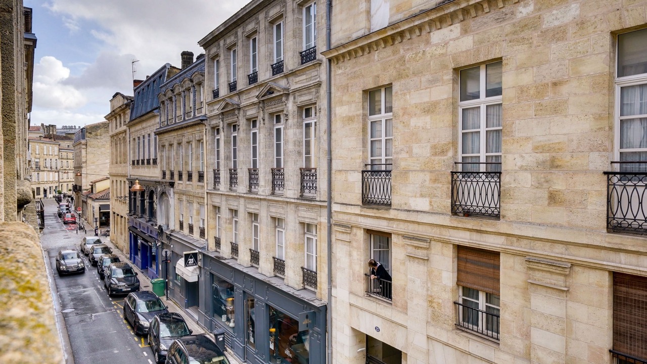 Photo of Patio Balcony in Bordeaux Golden Triangle
