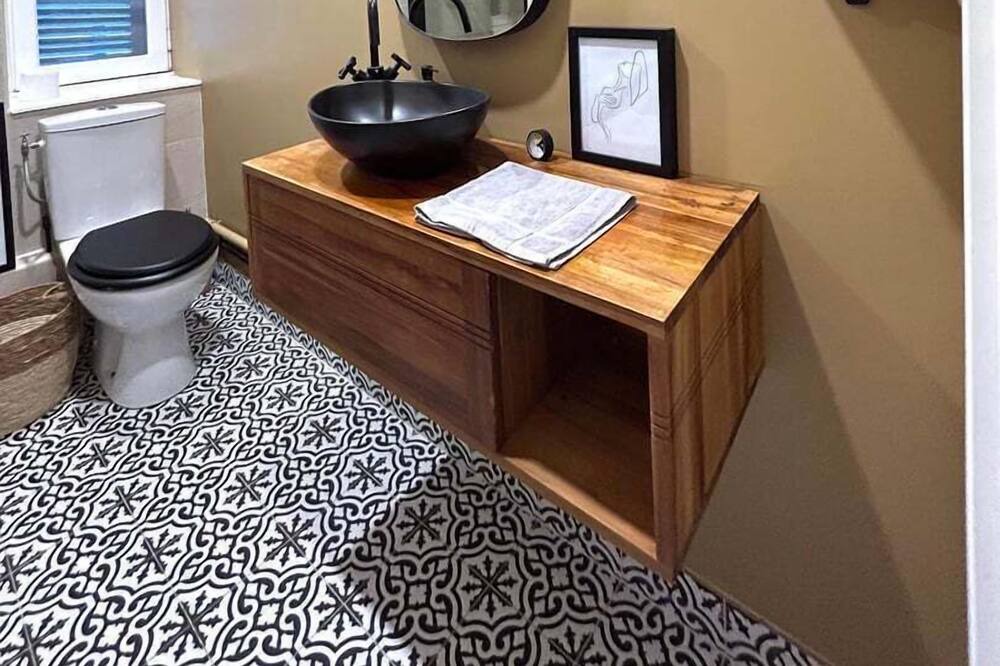 Photo of Bathroom in Les 3 Cites