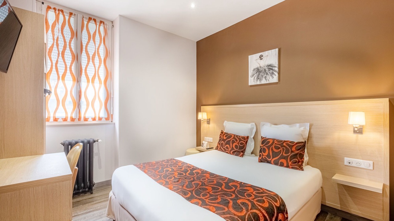 Photo of Bedroom in Perigueux