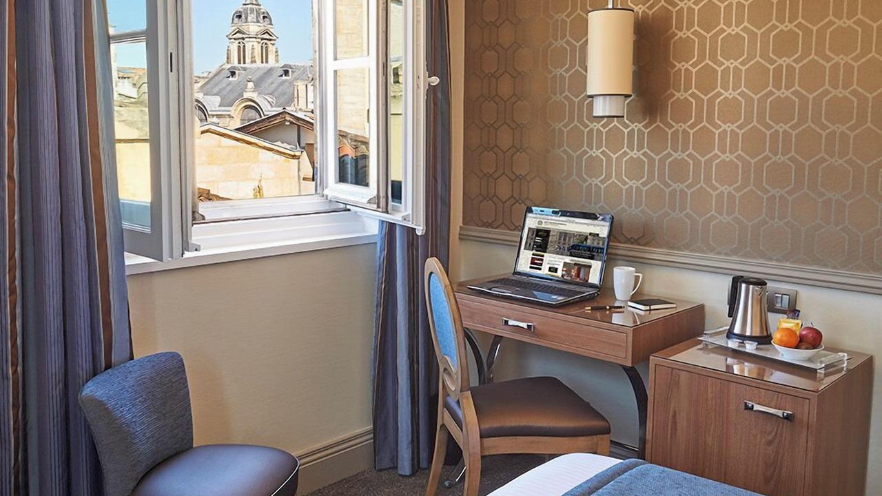Photo of Bedroom in Bordeaux Golden Triangle