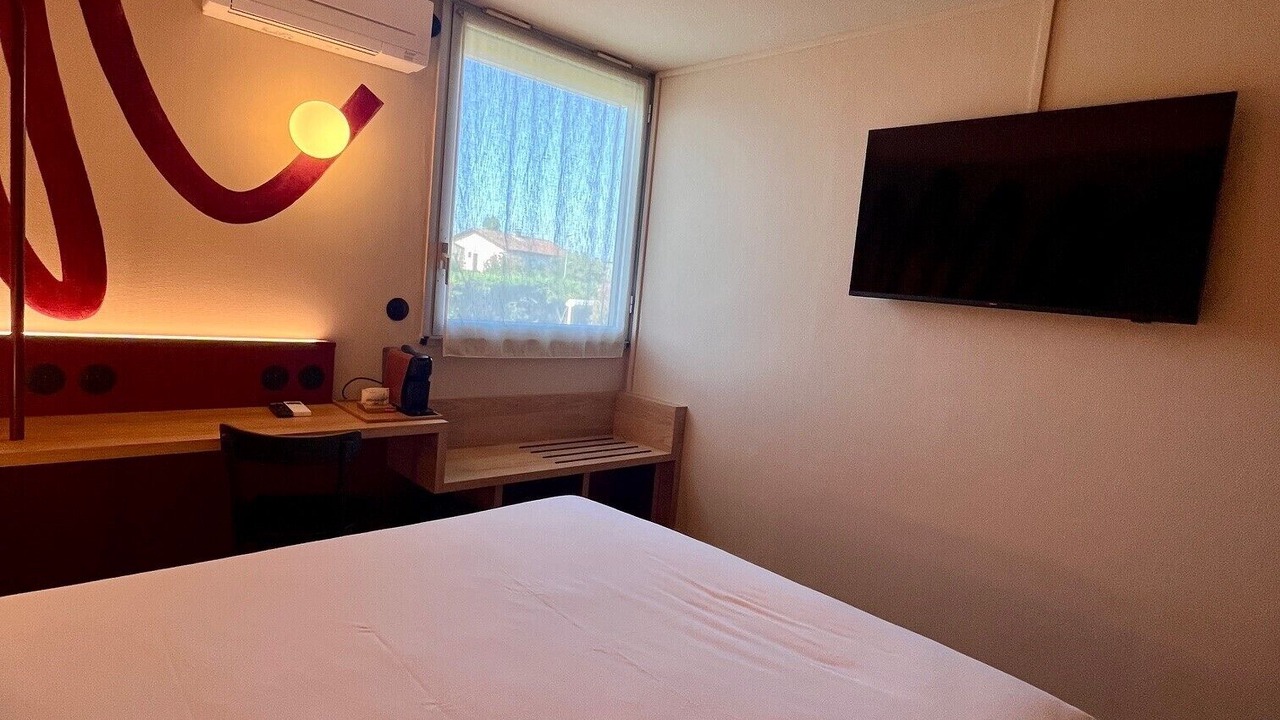 Photo of Bedroom in Merignac