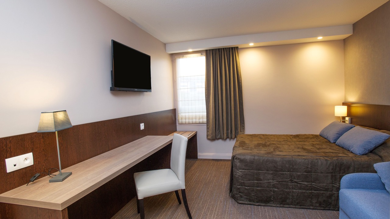 Photo of Bedroom in Feytiat