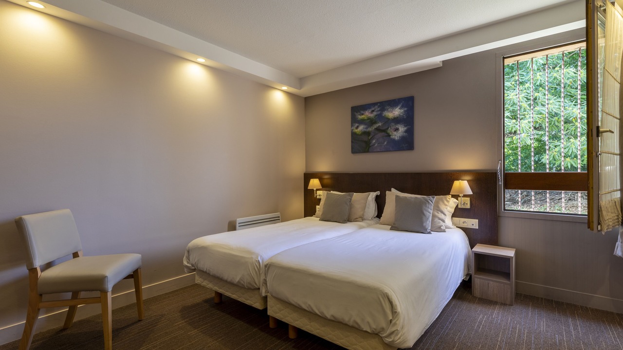 Photo of Bedroom in Feytiat