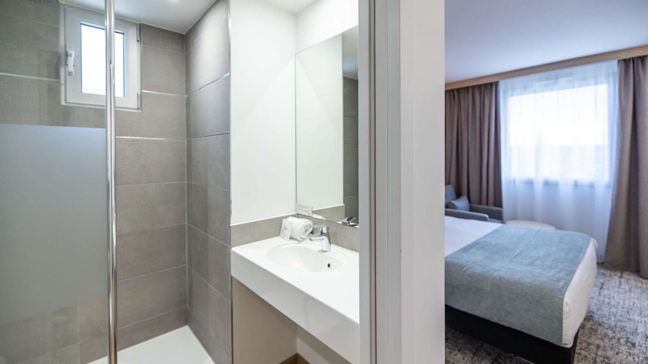 Photo of Bathroom in Quartier du Lac