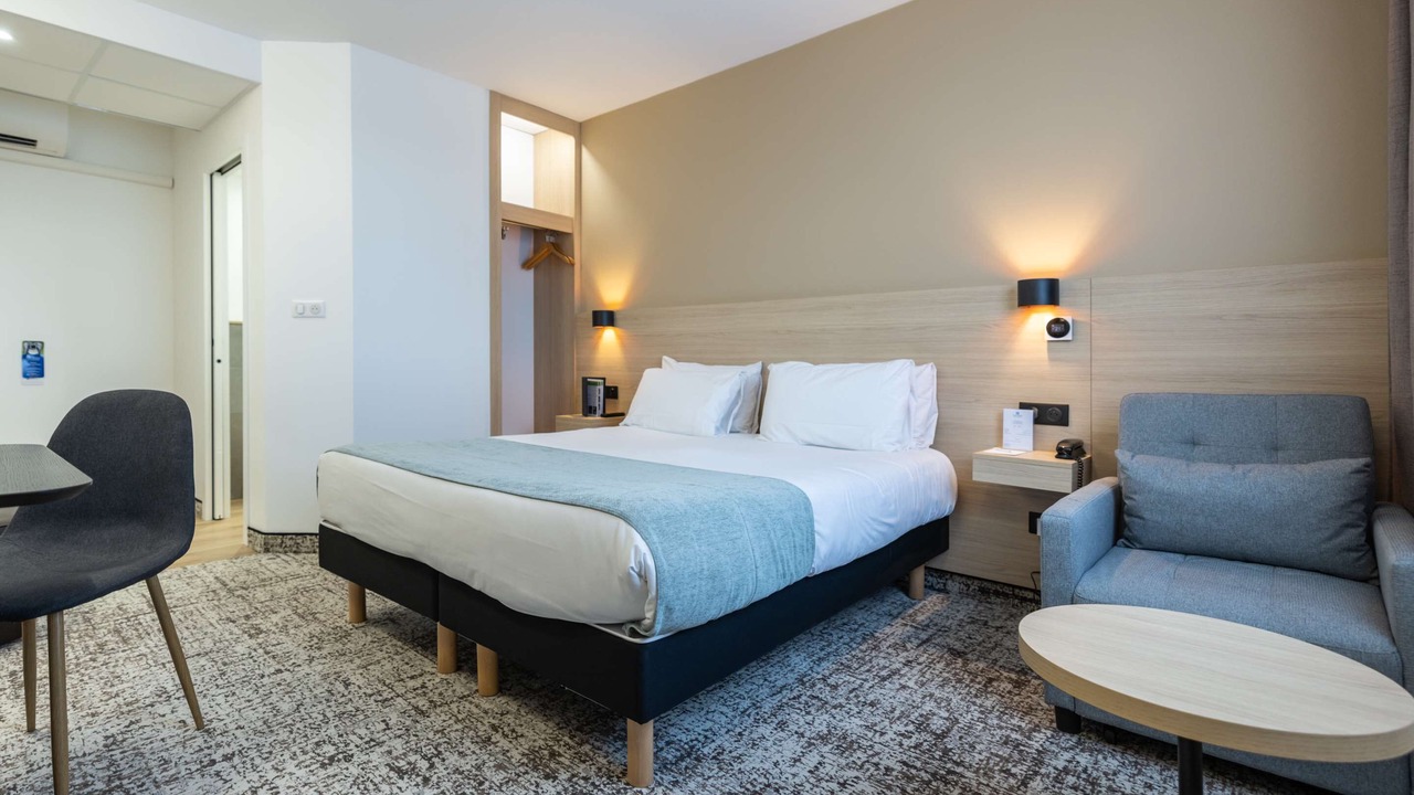 Photo of Bedroom in Quartier du Lac