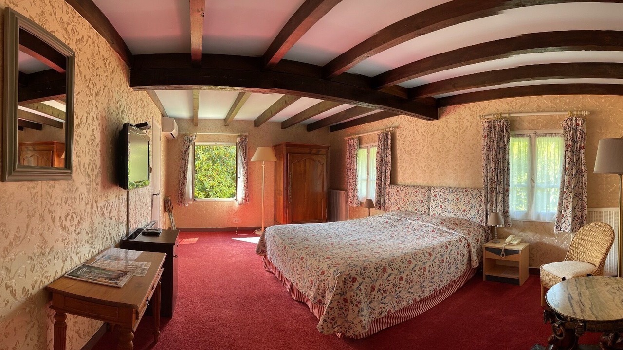 Photo of Bedroom in Le Buisson-de-Cadouin
