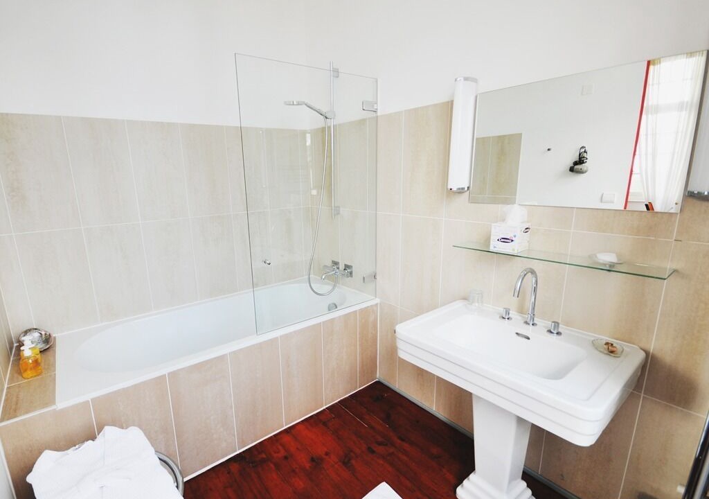 Photo of Bathroom in Orion