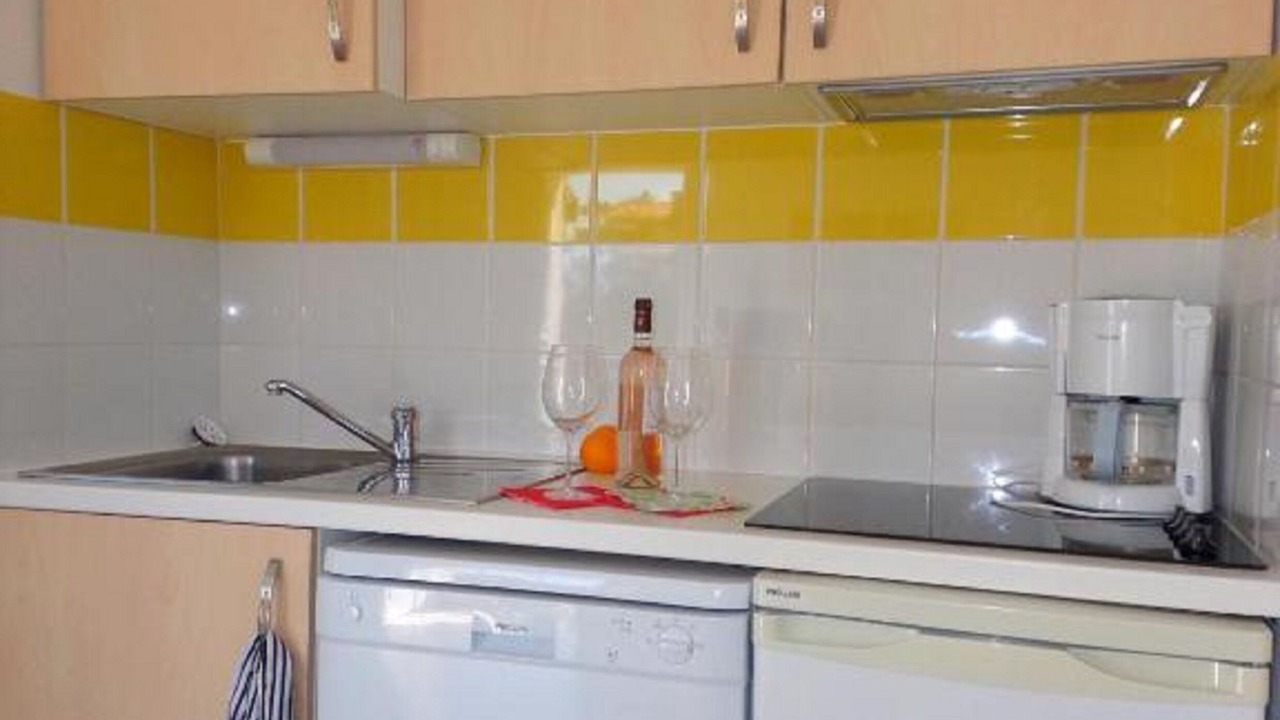 Photo of Kitchen in Parentis-en-Born