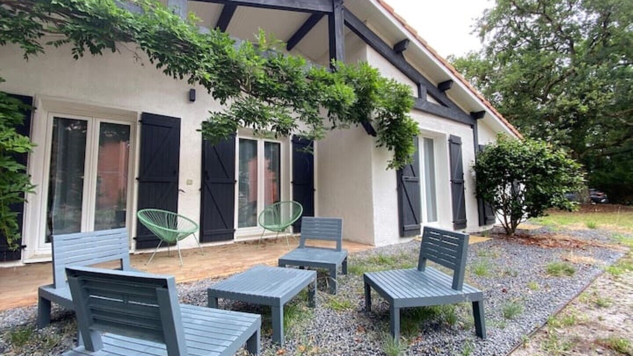 Photo of Patio Balcony in Saint-Paul-en-Born