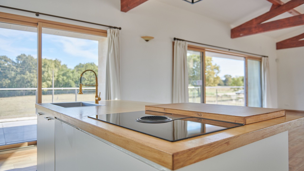 Photo of Kitchen in Saint-Sulpice-et-Cameyrac