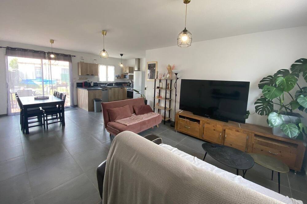 Photo of Livingroom in Iteuil