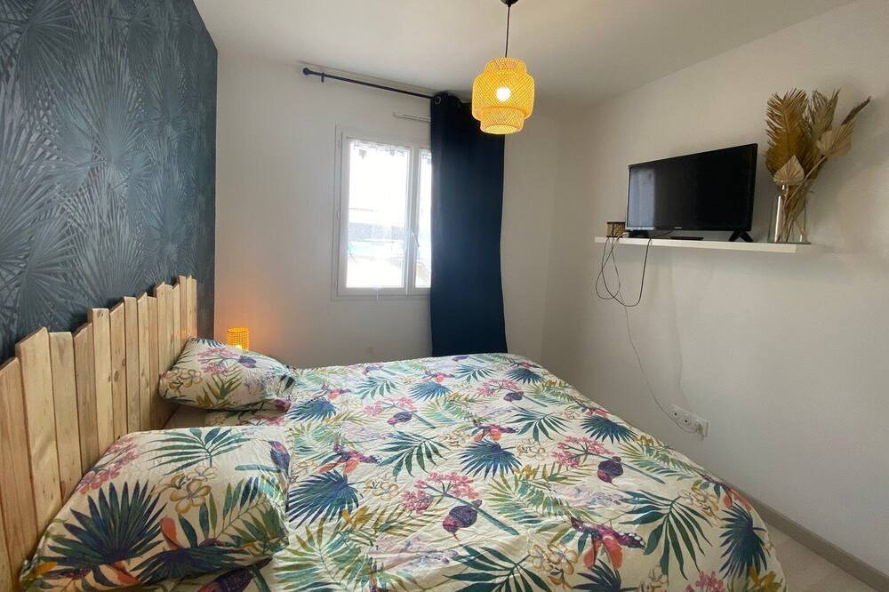 Photo of Bedroom in Iteuil