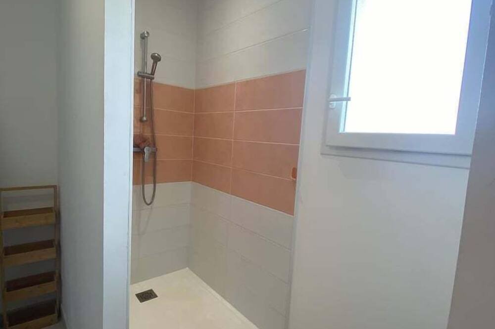 Photo of Bedroom in Iteuil