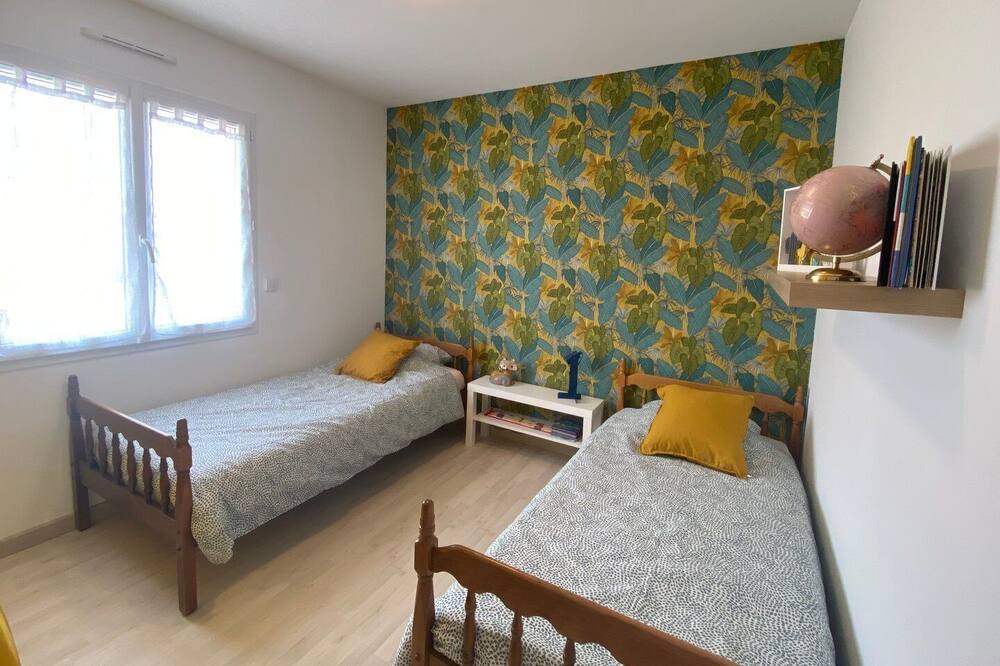 Photo of Bedroom in Iteuil