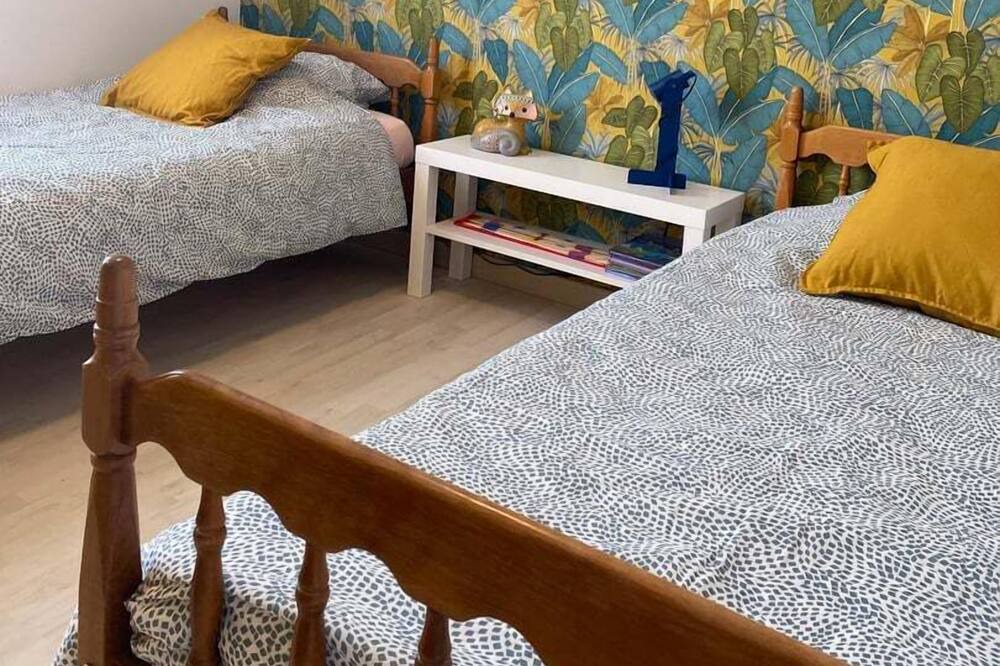 Photo of Bedroom in Iteuil
