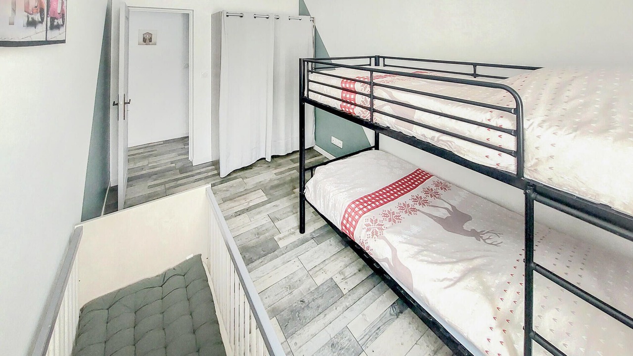 Photo of Bedroom in Loubigne