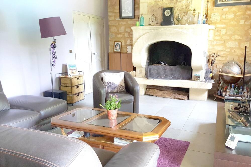 Photo of Livingroom in Fumel