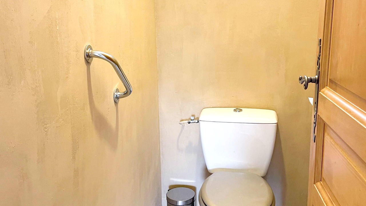 Photo of Bathroom in Sablet