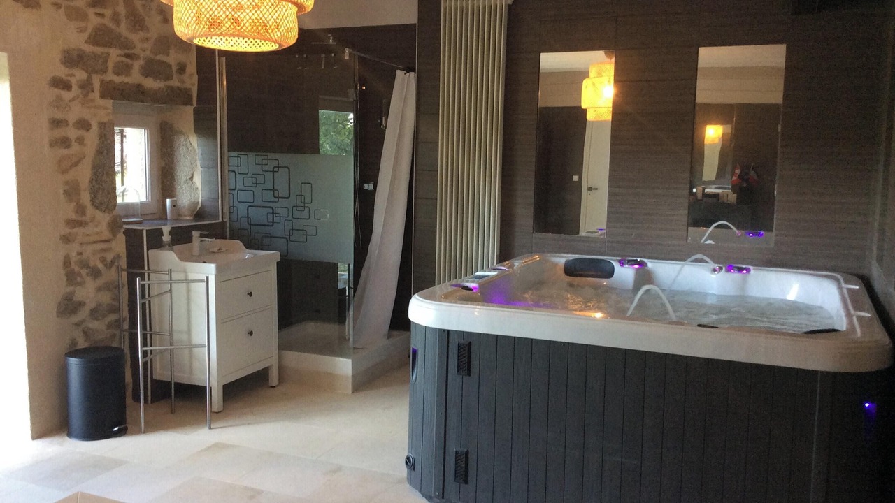 Photo of Bathroom in Abjat-sur-Bandiat