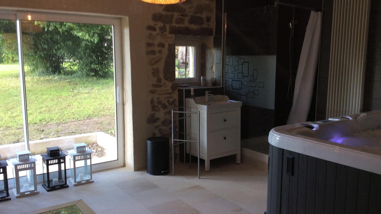 Photo of Bathroom in Abjat-sur-Bandiat