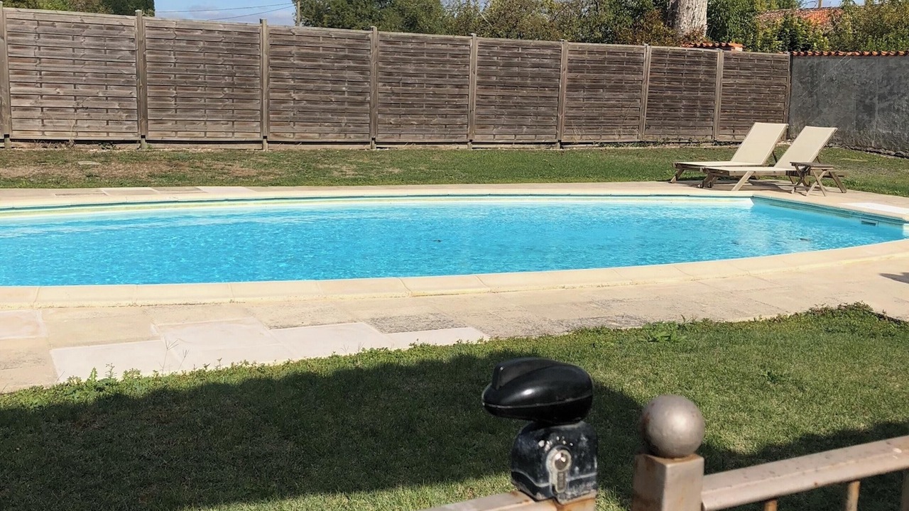 Photo of Outdoor in Saint-Palais-du-Ne