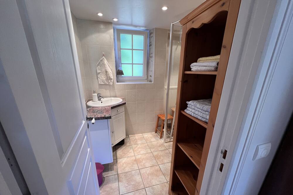 Photo of Bathroom in Chanteix