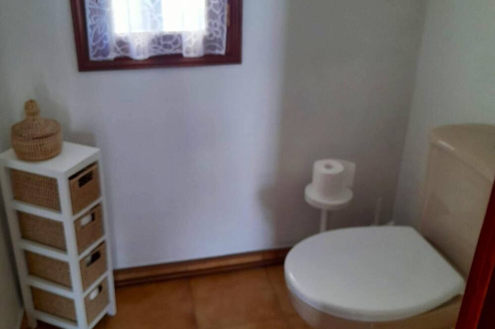 Photo of Bathroom in Allemans