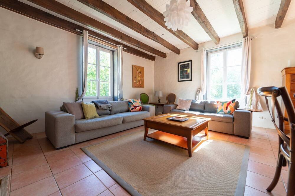 Photo of Livingroom in Quincay