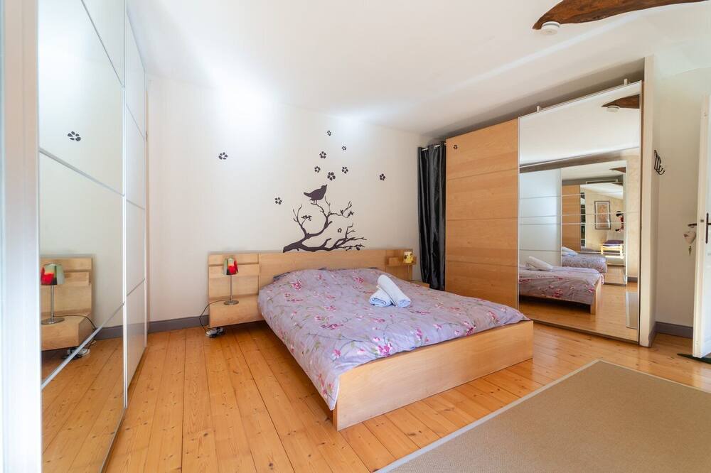Photo of Bedroom in Quincay