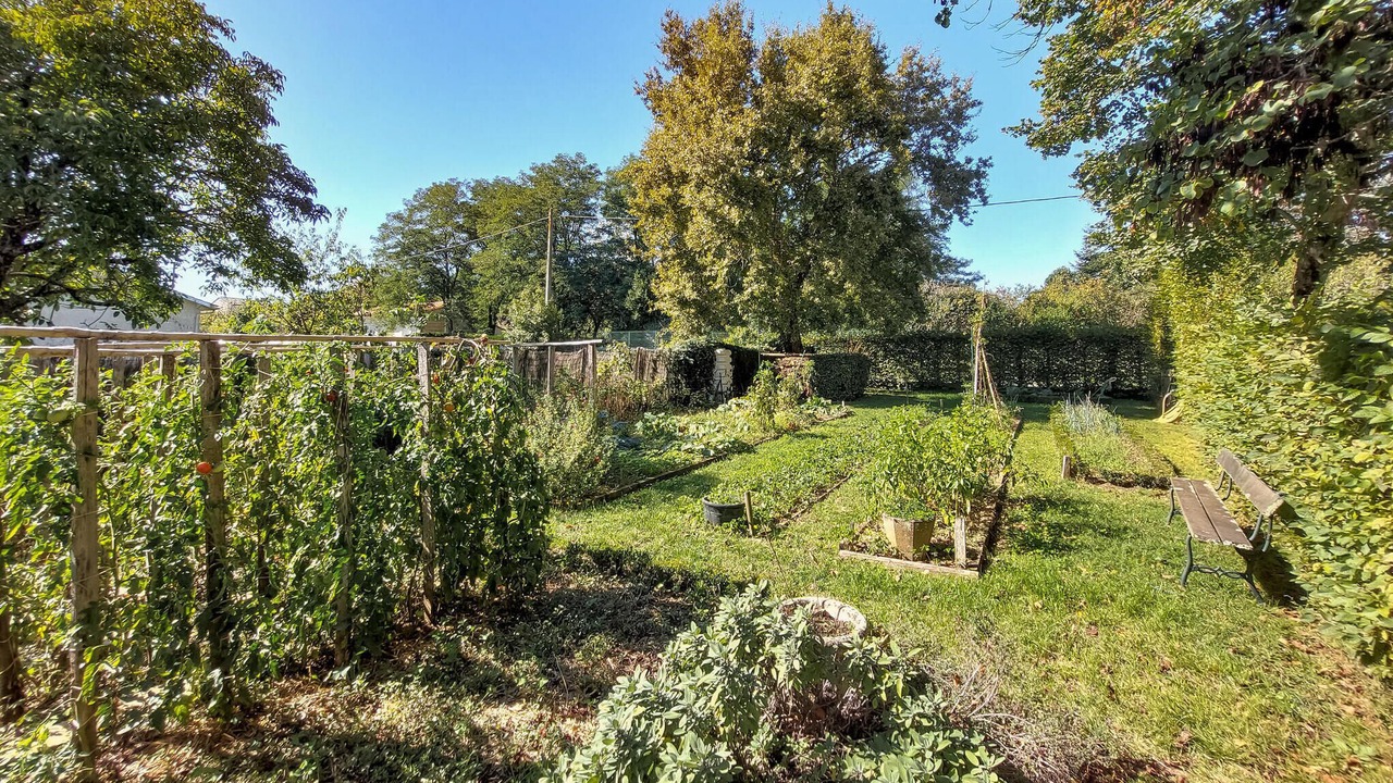 Photo of Outdoor in Gauriac