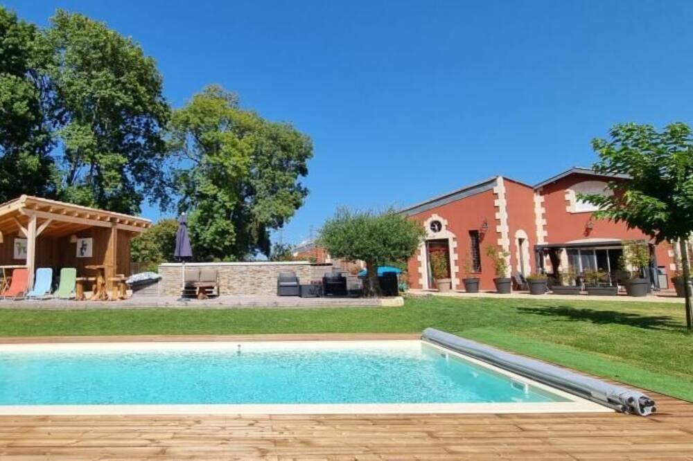 Photo of Outdoor in Gauriaguet