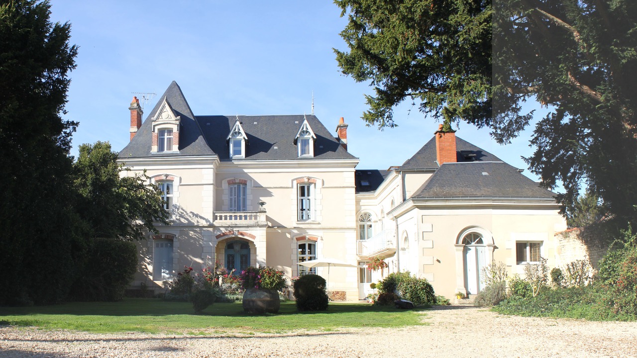 Photo of Buildings in Neuville-de-Poitou