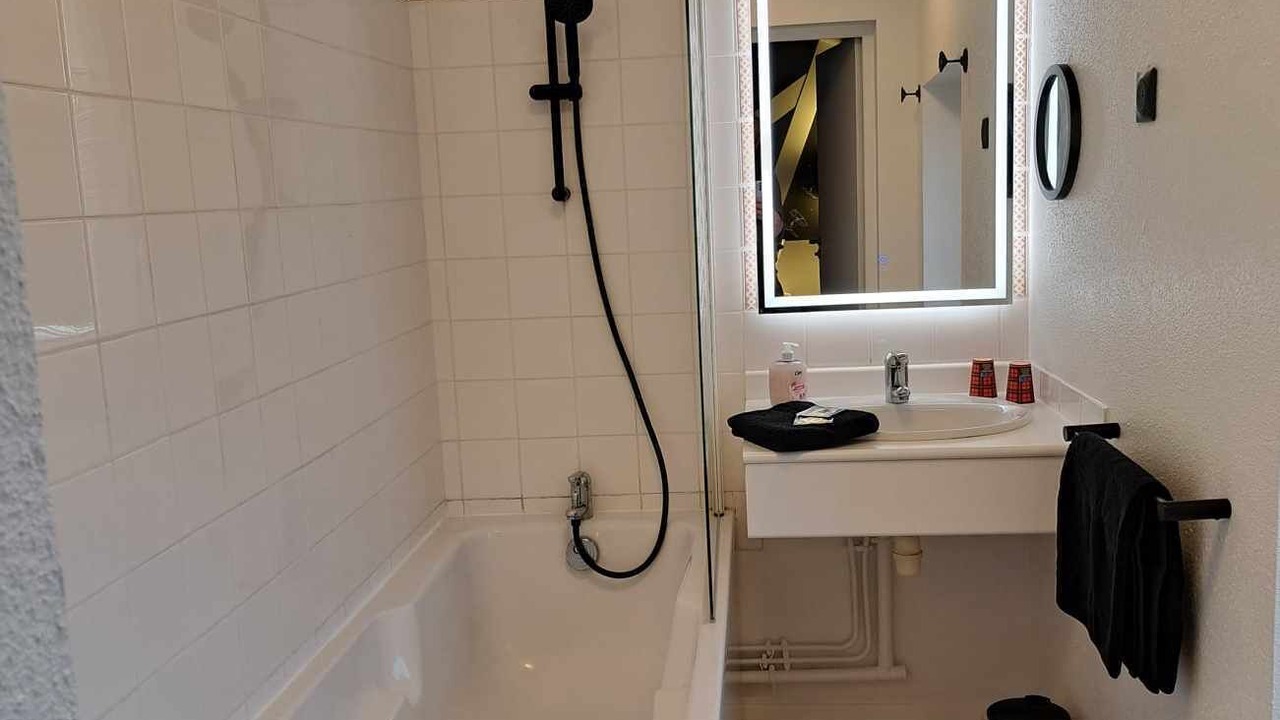 Photo of Bathroom in Salles-en-Toulon