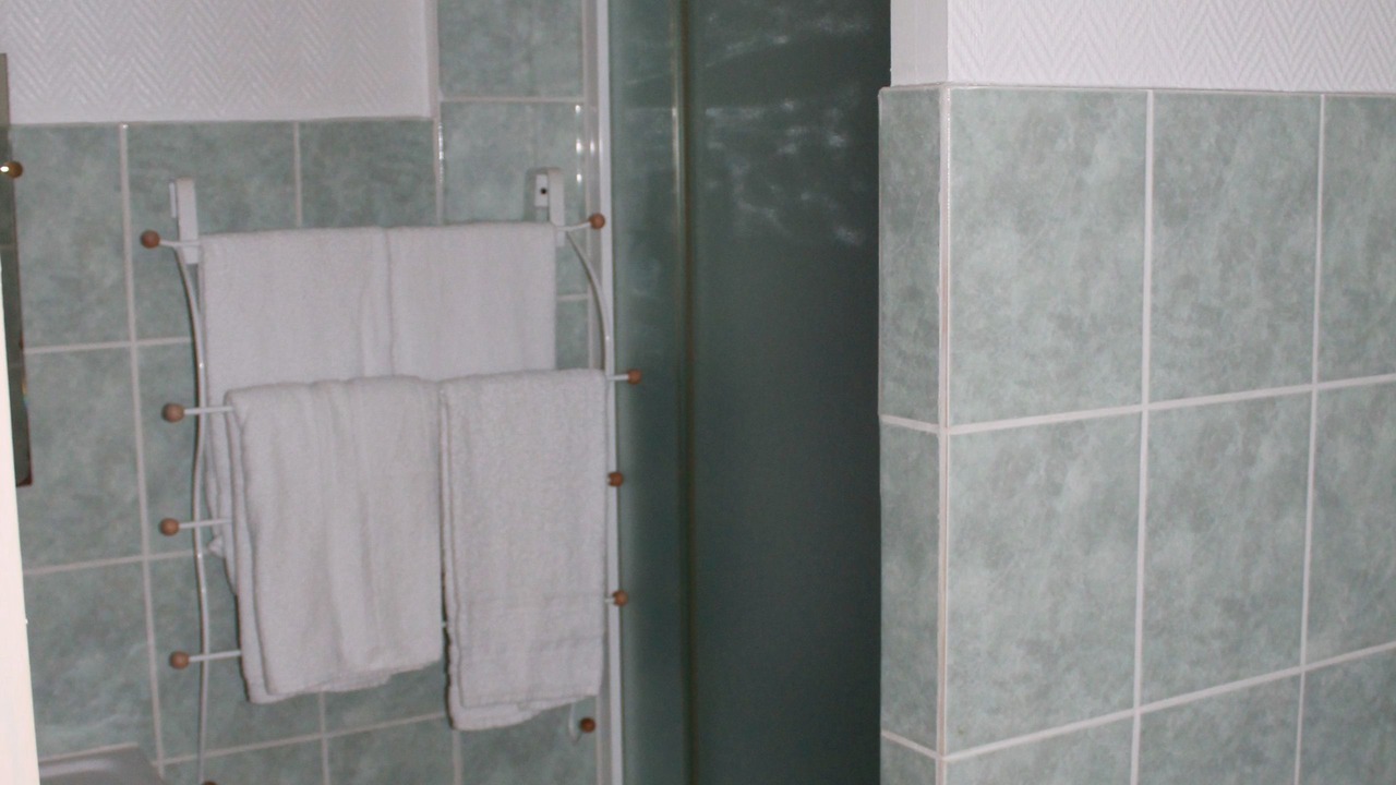 Photo of Bathroom in Chauvigny