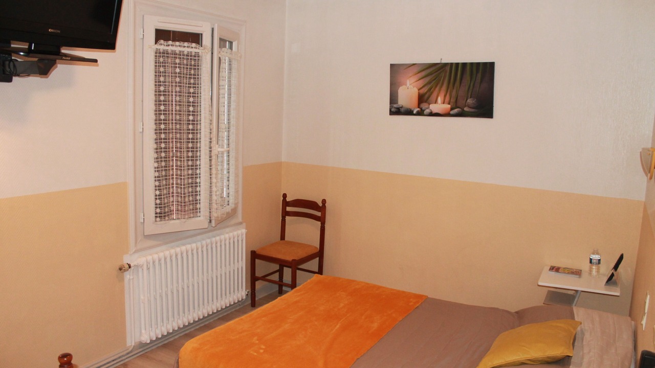Photo of Bedroom in Chauvigny