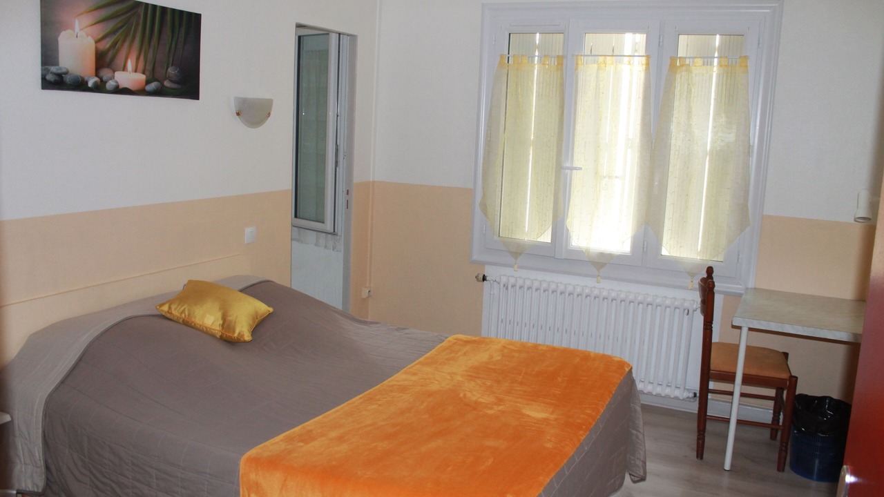 Photo of Bedroom in Chauvigny