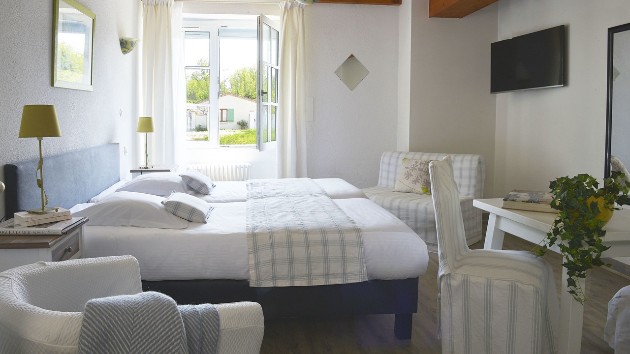 Photo of Livingroom in Coulon